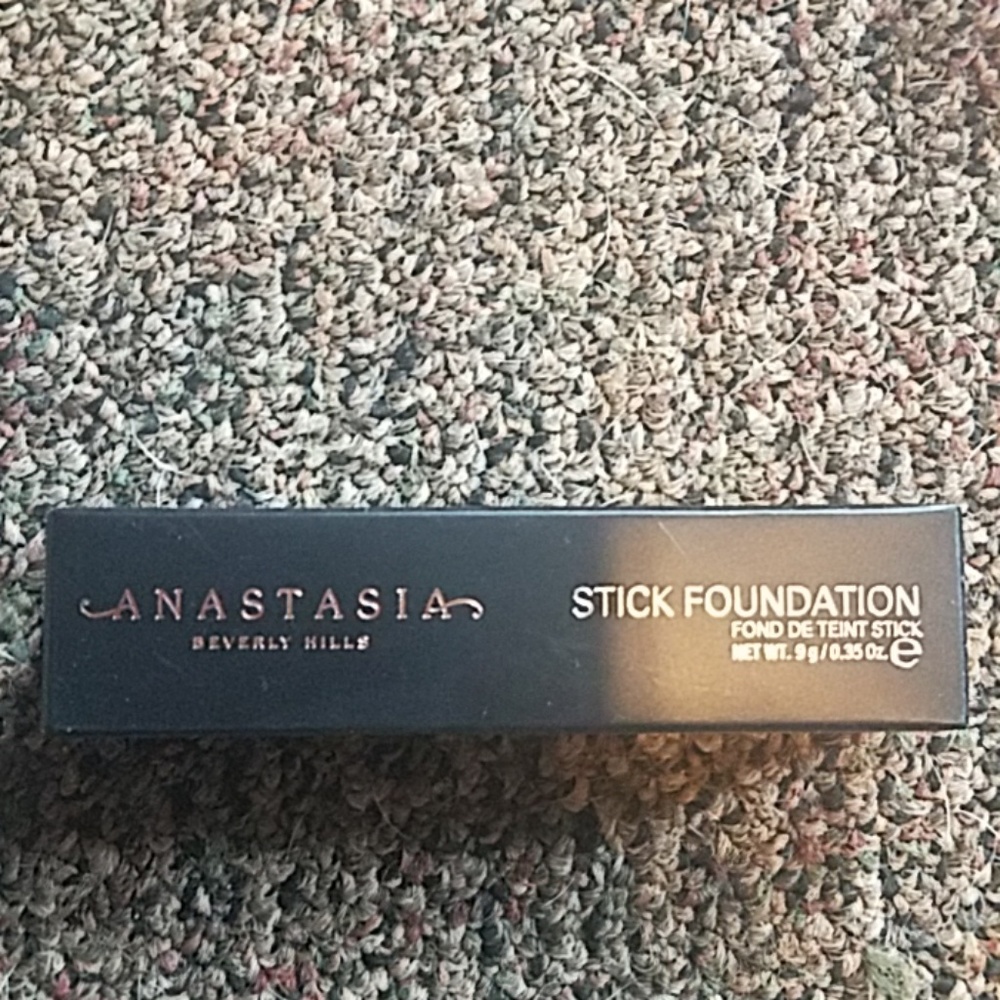 Anastasia Beverly Hills stick Foundation